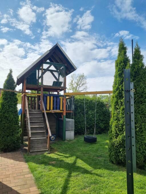 Ferienwohnung *Zur Weinbergstrasse* Lauta Екстер'єр фото